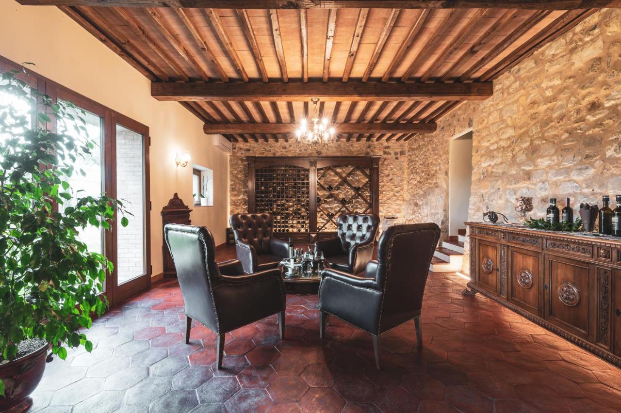 Wine Estate Rooms Paradiso Di Cacuci Montalcino Exterior foto